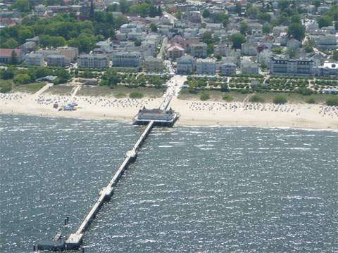 Usedom Kaiserbder: Die Seebrcke des Ostseebades Ahlbeck.