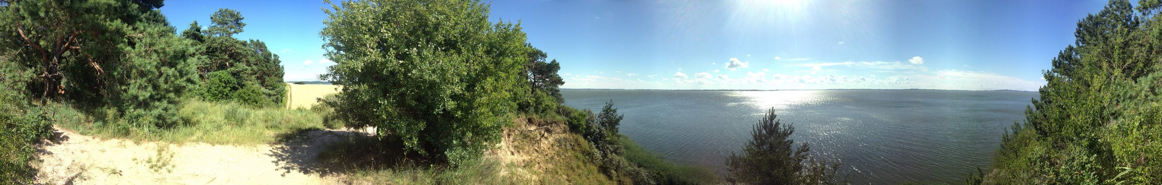 Ausblick über das Achterwasser: Auf der Halbinsel Loddiner Höft.